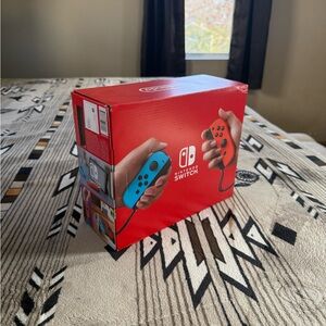 Nintendo Switch Console with Red and Blue Joy-Cons BOX ONLY